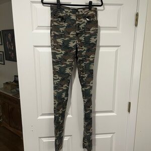ALLOY Camouflage Skinny Pants